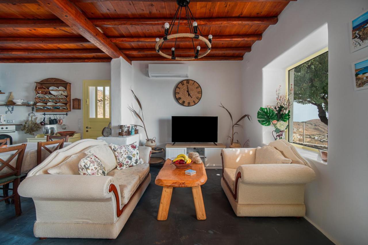 Livas Residence Megalon Khorion  Bagian luar foto